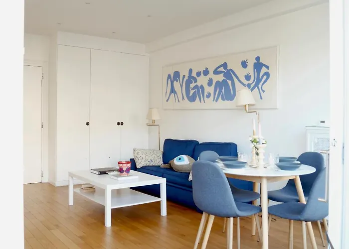 Apartament - Balcon, Vue & A Pied *