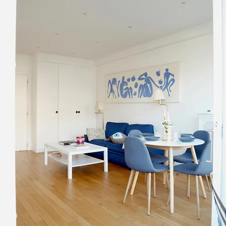 Apartment - Balcon, Vue & A Pied *
