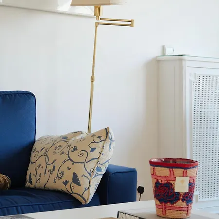 - Balcon, Vue & A Pied